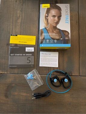 Jabra Sport Pace Wireless In-Ear Headphones 100-97700002-02 - Complete Tested